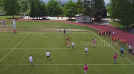 Dribling kids footage drone