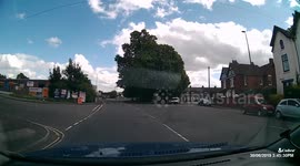 Dash-cam footage captures confused driver going wrong way on roundabout