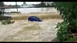 Watch: Car Caught In Flash Floods Washed Away Within Minutes in Ambikapur