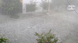 Impresionant Hailstones