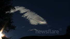 iridescent cirrus cloud leading edge forming wide view 4x timelapse V10861a