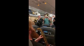 Canadians / Ukrainians / Mexicans happily dealing with the 4 hour delay on flight SK1516... @HeathrowAirport @SAS PART 2