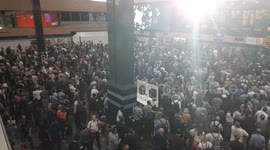 Overcrowding and severe delays for passengers at Euston station