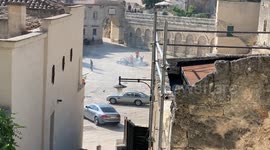 UK tourists witness epic car chase scene in new Bond film