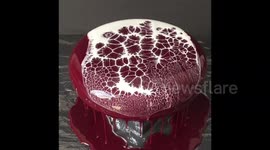 German chef creates mesmerizing mirror glazed cake /  French Pastry | Glaçage Miroir