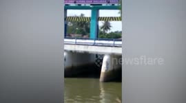 Terrified locals see crocodile lurking next to dam in Malaysia