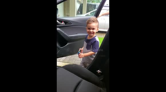 Adorable toddler greets dad everyday when he gets home from work in Canada
