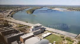 Time lapse of Ohio River traffic