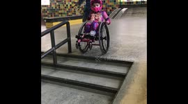 Treppen runter fahren