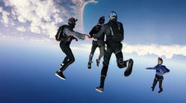 Fearless daredevils perform impressive skydiving routine at 13,000ft above Israel