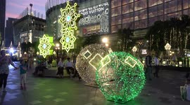 Christmas lights turned on in Bangkok with stunning 3D laser fountain display