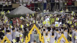 Pope Francis arrives to cheering crowds for Holy Mass in Thailand