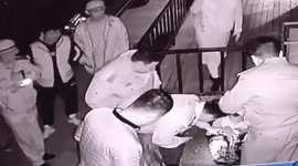 Three-year-old climbs out of duffel bag after father leaves him outside shop in China