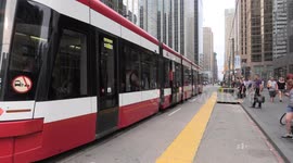 Toronto Transit Commission pulls all streetcars from busy Queen Street due to brake problems