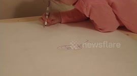 Drawing Monkey based on video teaching drawing dog