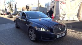 Canadian PM vehicle spotted driving through Spring Gardens ahead of reception for NATO leaders at Buckingham Palace