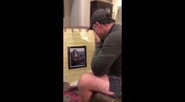 US step-dad has emotional reaction when daughter frames all the inspirational handwritten notes he gave her during middle school