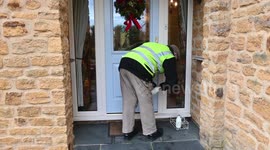 One of Britain's oldest milkmen still delivering morning pints aged 85