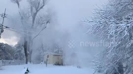 A quick white out with blowing snow and falling snow.  We got an entire winter worth of weather in 1 day. https://t.co/tvLr6nDqzt