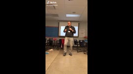 Dancing TikTok Teacher (3)