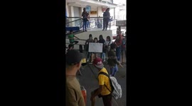 School children perform outside shopping mall to raise money for Taal volcano victims