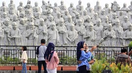 Ringing in Chinese New Year in Indonesia's One Thousand Faces Temple