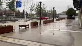 Foreign worker stranded in Wuhan walks around ghost town to fetch food