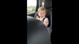 Toddler trying adorably to say 