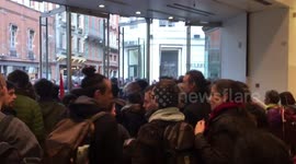 Protesters go out of the commercial center