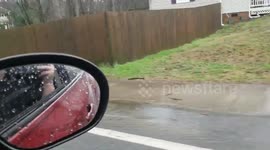 Yo @wyffnews4 check out my neighbor making the best out of this flooding. https://t.co/4pFpbQqi0Y