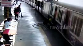 Deadly stunt in local train, accused arrested in Mumbai
