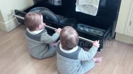 Twins on the oven rowing machine!!