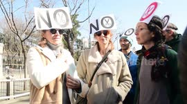 Further footage: Thousands of public sector workers in Madrid protest against working conditions