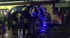 Sri lankan traditionally