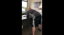 The DIT shakes his booty to Hell to the naw naw