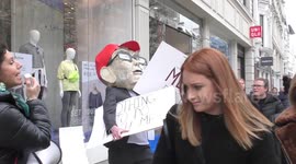 Payup Uniqlo 2,000 garment workers, London, UK