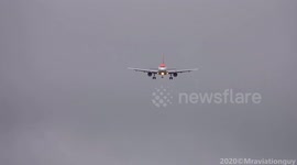Easy jet aborts landing