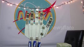 Building a robotic hand, and controlling it using haptic feedback