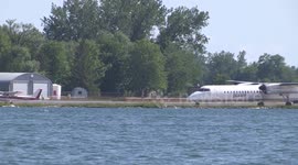 Porter airlines in Ontario Canada shutting down temporarily due to COVID 19 pandemic as the US prepares to close the border
