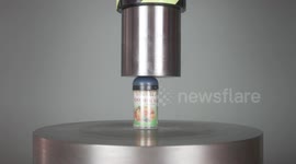 Serbian YouTubers use hydraulic press to smash household goods [HYDRAULIC PRESS Experiment 9]