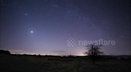 Time Lapse of Stars, Venus & Zodiacal Light