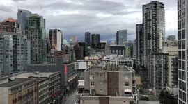 Vancouver Cheers for Medical Workers