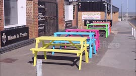 Coronavirus turns UK holiday town into 'ghost town'