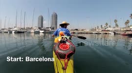 Spanish kayaker rescues stray dog when travelling through Italy