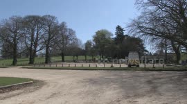 Public visit the home of Batman (Wollaton Hall)  on warmest day of the year