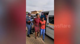 Twenty-five people exit crammed South African minivan, flout lockdown rules