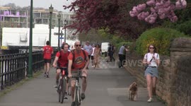 Public flout coronavirus lock down rules and go on Easter Sunday day out - Nottingham