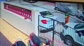 Women allegedly throw bags of spit at houses during coronavirus outbreak in India