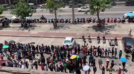 Hundreds queue for food handouts in Pattaya, Thailand