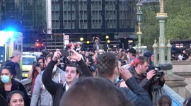 Social distancing measures ignored on Westminster Bridge during 'clap for carers'